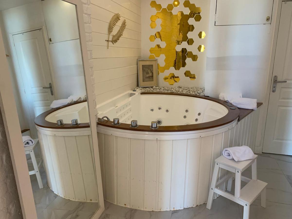 New Suite & Spa - Cannes Centre - Croisette (Adults Only) Esterno foto