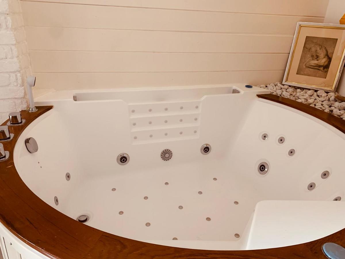 New Suite & Spa - Cannes Centre - Croisette (Adults Only) Esterno foto
